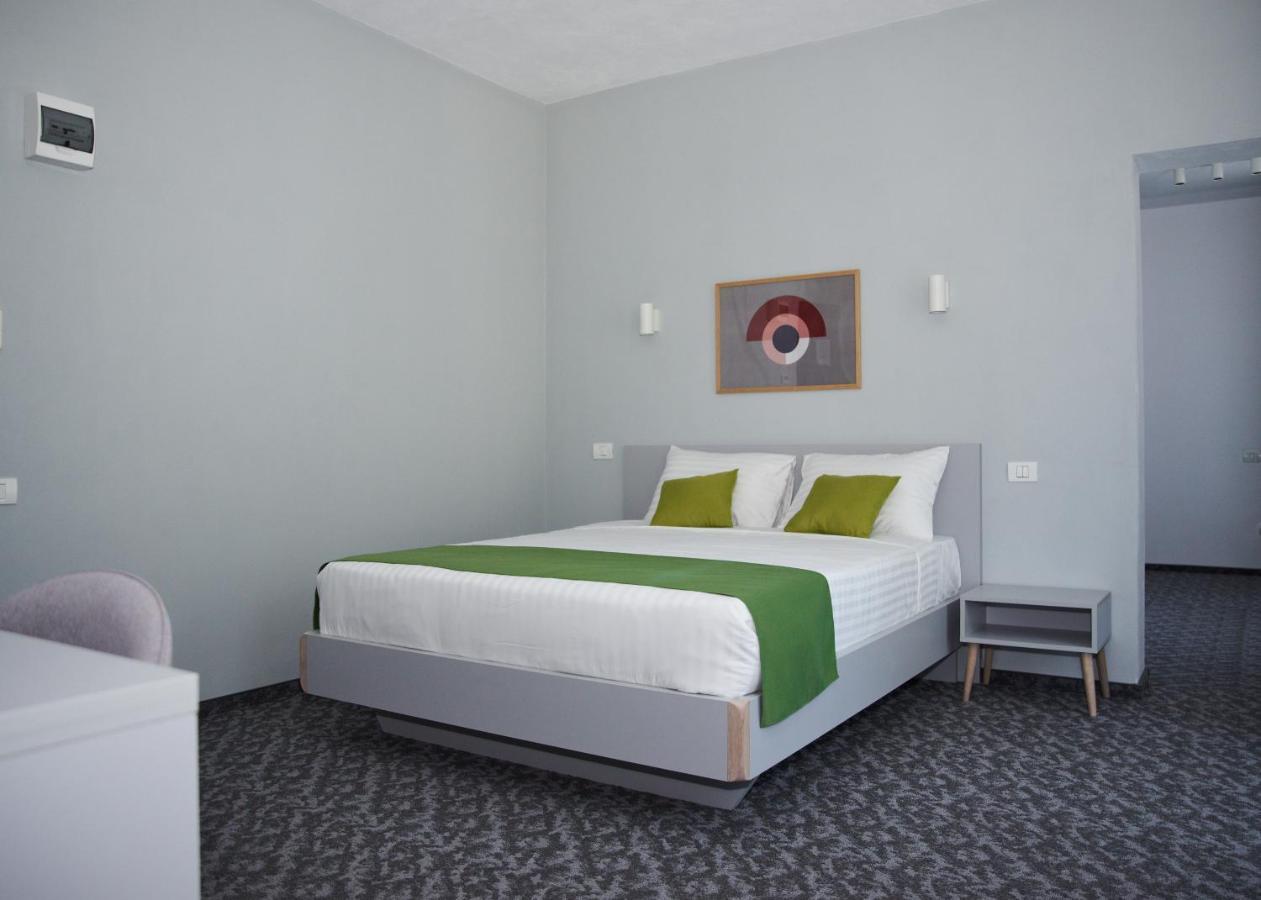 Astra Hotel Călimăneşti Eksteriør bilde